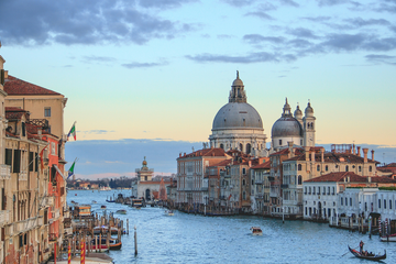 Afbeelding van Romantisch Verblijf in Venetië: 3 dagen in Hotel Venezia Mestre *** incl. ontbijt & vlucht - Vertrek in juli, aug, nov, dec 2025, jan, feb, maart 2026