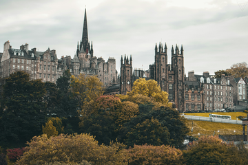 Afbeelding van 2-daagse trip voor 2 personen in het Hart van Edinburgh – overnachting in het a&o Edinburgh City - inclusief Ontbijt - geldig tot 2027