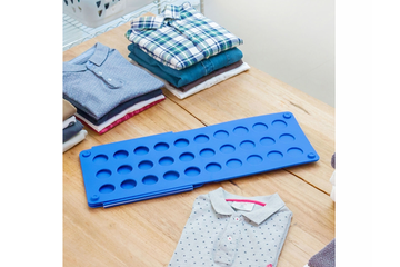 Afbeelding van Perfect Gevouwen Kleding in Seconden met de Kledingvouwer!