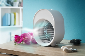 Afbeelding van Mini Ultrasone Luchtbevochtiger met Leds – Compact, Stil en Verfrissend