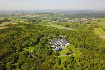 Afbeelding van 3 dagen grenzenloos ontspannen in het 4 * Hotel Scheidberg - inclusief ontbijt (2pers.) – Rust, natuur en comfort boven het Saardal - geldig tot 2026