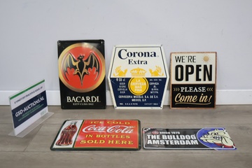 Afbeelding van Set van vijf metalen vintage reclameborden
