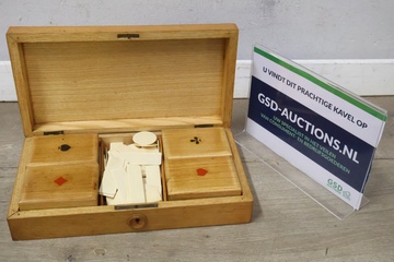 Afbeelding van Vintage houten speelkaartendoos