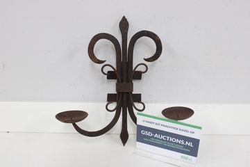 Afbeelding van Antieke Metalen 2-Armige Wandkandelaar