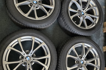 Afbeelding van BMW 3 serie vanaf 2021 set velgen met banden (12)