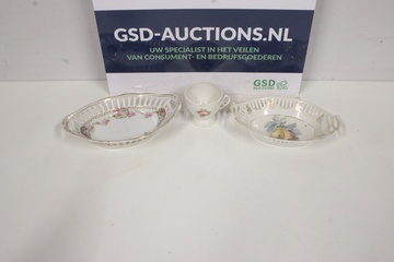 Afbeelding van Vintage Porseleinen Mix van 2 Schaaltjes & 1 Kopje