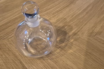 Afbeelding van Glazen mini karaf