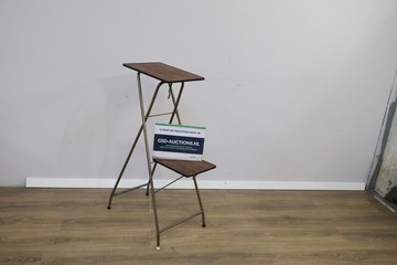 Afbeelding van Vintage Inklapbare Diaprojectortafel'