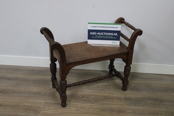 Afbeelding van Antiek Krukje