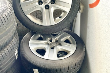 Afbeelding van Opel Zafira set stalen velgen met banden (9)