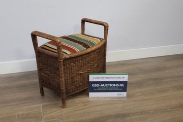 Afbeelding van Vintage Rotan Naaimand