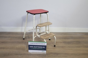 Afbeelding van Vintage Uitklapbaar Wit Keukentrapje