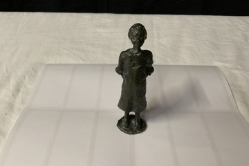 Afbeelding van Bronzen Sophietje van Corry Ammerlaan