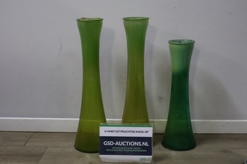 Afbeelding van Groene glazen vazen 3 stuks