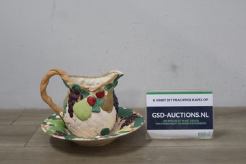 Afbeelding van Aardewerk fruitschaal en kan''