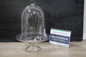 Afbeelding van Glazen stolp op voet