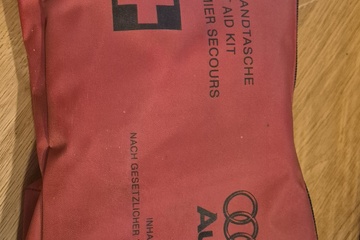 Afbeelding van Audi Originele Verbandtas / EHBO-set – DIN 13164