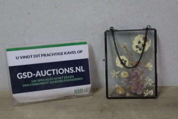 Afbeelding van Glazen ophanglijst met gedroogde bloemen'