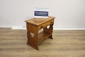 Afbeelding van Antiek Houten Bijzettafeltje met Lade