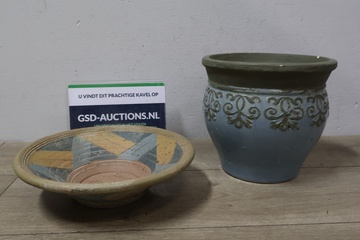Afbeelding van Aardewerk bloempot en schaal''