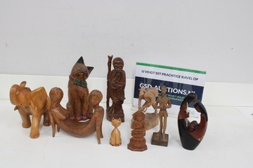Afbeelding van Mix van 9 Houten Sculpturen