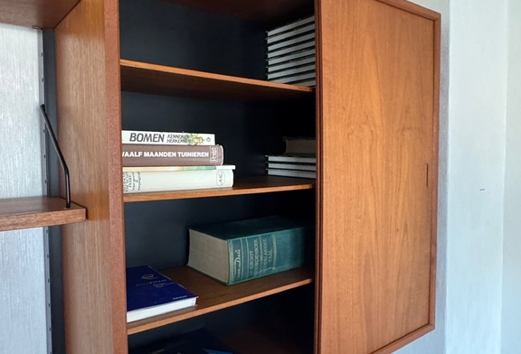 Afbeelding van Poul Cadovius - Vintage Royal System Wandsysteem - Jaren '60