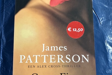 Afbeelding van Bijzonder boek –   Cross Fire   van   James Patterson      A