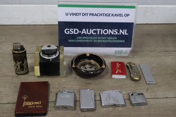 Afbeelding van Mix van 11 Vintage Rookbenodigdheden