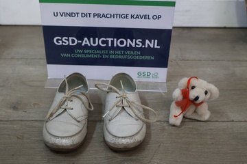Afbeelding van Paar Vintage Witte Kinderschoenen