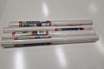 Afbeelding van 4 rollen Alkor zelfklevende raamfolie