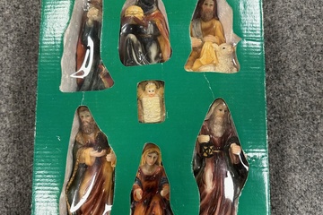 Afbeelding van Christmas Decoration – Nativity Set met 7 figuren.    De set