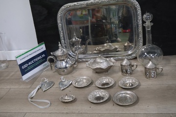 Afbeelding van Set van 13 Stuks Vintage Verzilverde Items