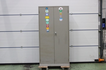 Afbeelding van Vintage Metalen 2-Deurs Werkplaatskast