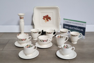 Afbeelding van Mix van serviesgoed van Wedgwood 15 stuks