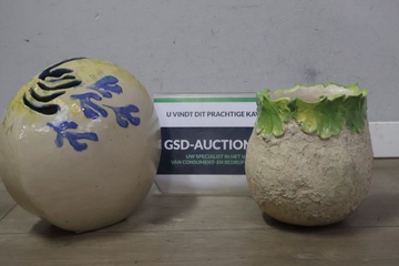 Afbeelding van Keramische vaas en bloempot