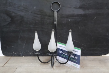 Afbeelding van Vintage Zwarte Smeedijzeren Wandlamp met 3 Lichtpunten