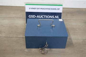 Afbeelding van Metalen geldkistje