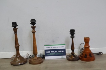 Afbeelding van Houten tafellampen 4 stuks