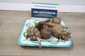 Afbeelding van Decoratieve schaal met diverse houten kunstvruchten