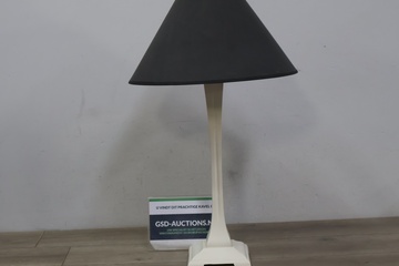 Afbeelding van Landelijke Tafellamp van Ikea'