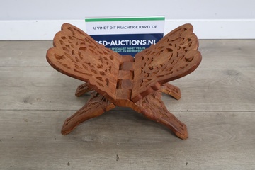 Afbeelding van Indonesische Houten Boekenstandaard