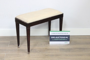 Afbeelding van Vintage Houten Pianokrukje met Witte Zitting