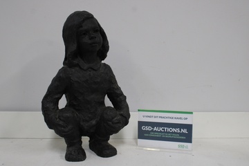 Afbeelding van Beeld van Hurkend Meisje