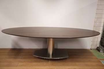 Afbeelding van Designer Eettafel - Joop van den Arnhem