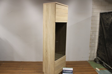 Afbeelding van Houten Vitrinewandkast met Inbouwverlichting''