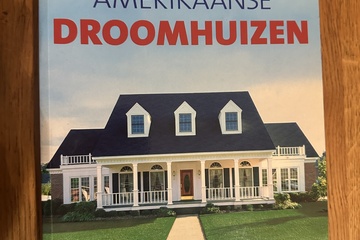 Afbeelding van Amerikaanse Droomhuizen  Uitgegeven door Könemann.    Pracht
