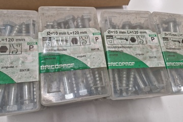 Afbeelding van 12 doos houtdraadbouten verzinkt 