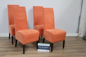 Afbeelding van Set van vier oranje eetkamerstoelen
