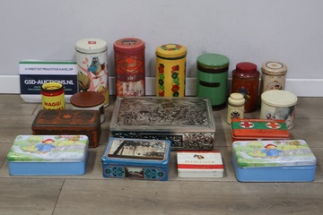 Afbeelding van Mix van vintage Blikken 17 stuks