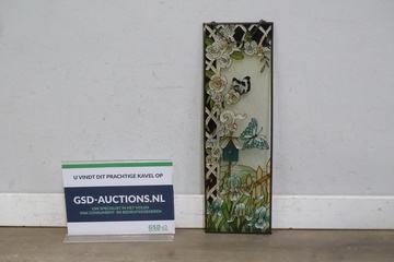 Afbeelding van Glazen wandpaneel met vlinders en bloemen